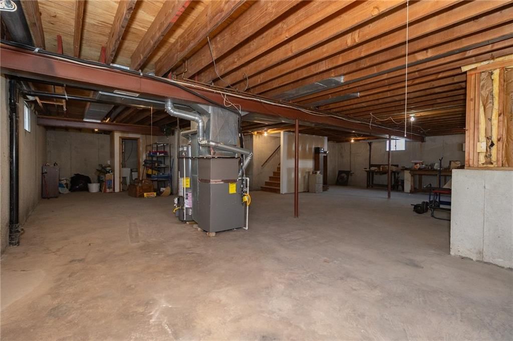 705 York Drive — photo 23