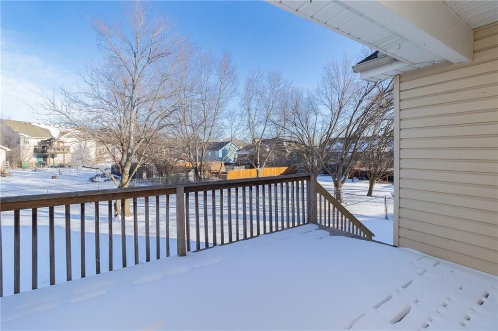 705 York Drive — photo 30
