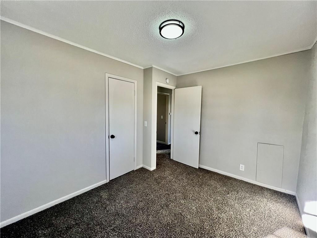 1003 Magnolia Street W — photo 22