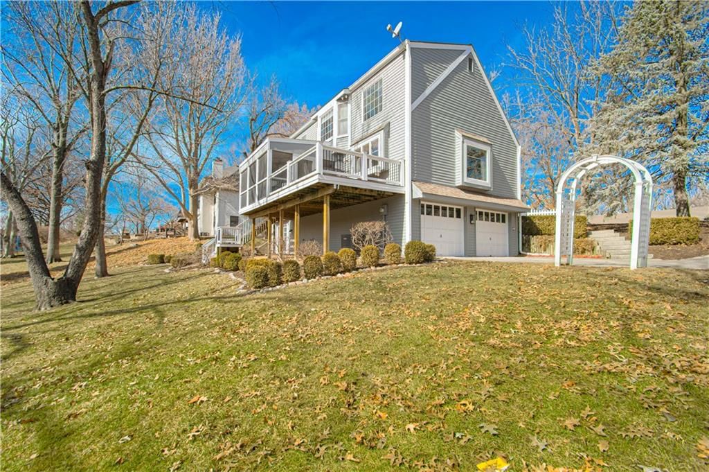 419 NW Briarcliff Road — photo 36