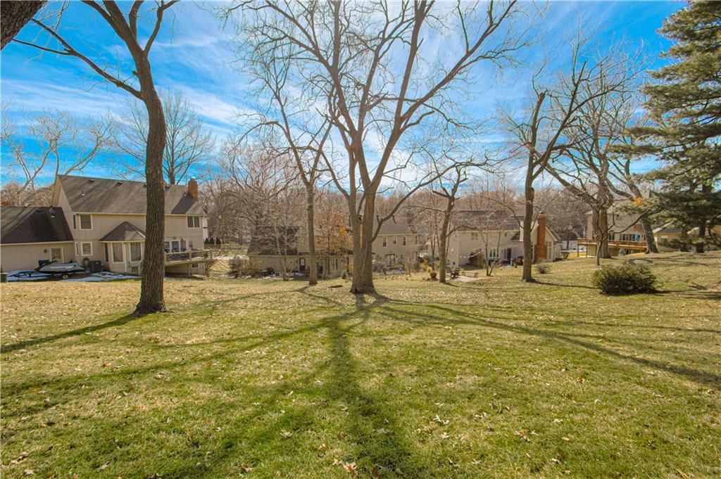 419 NW Briarcliff Road — photo 39