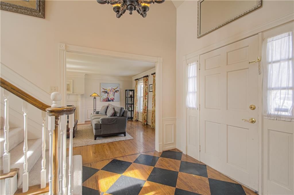 419 NW Briarcliff Road — photo 5