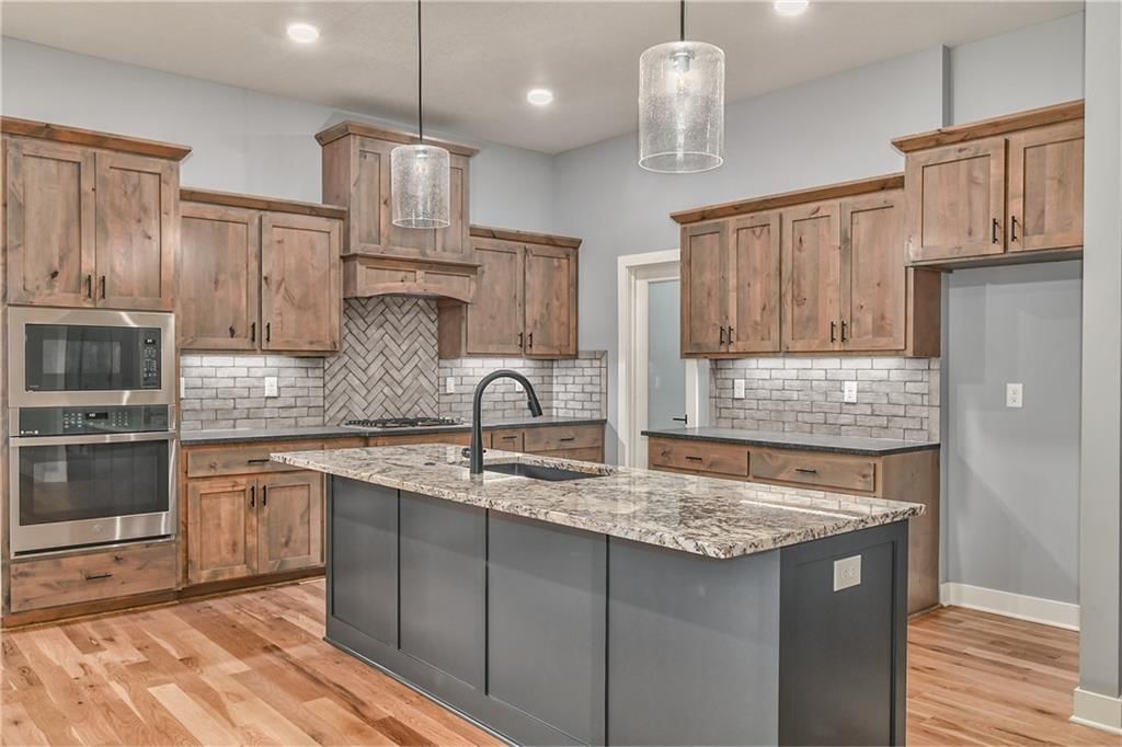 5850 McCormick Drive — photo 11