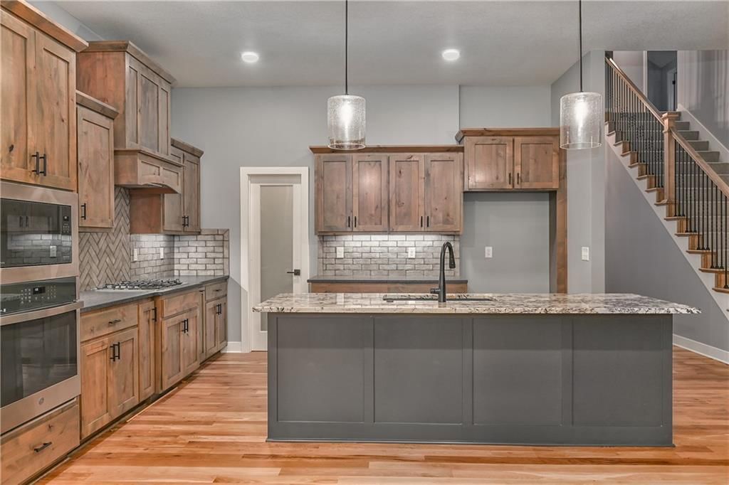 5850 McCormick Drive — photo 12