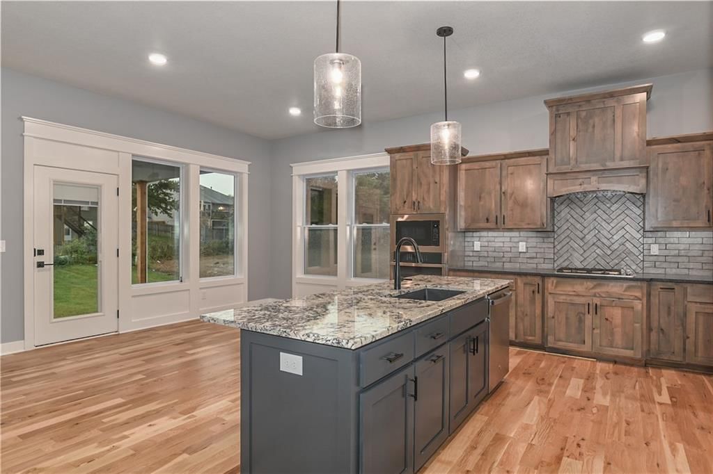 5850 McCormick Drive — photo 13