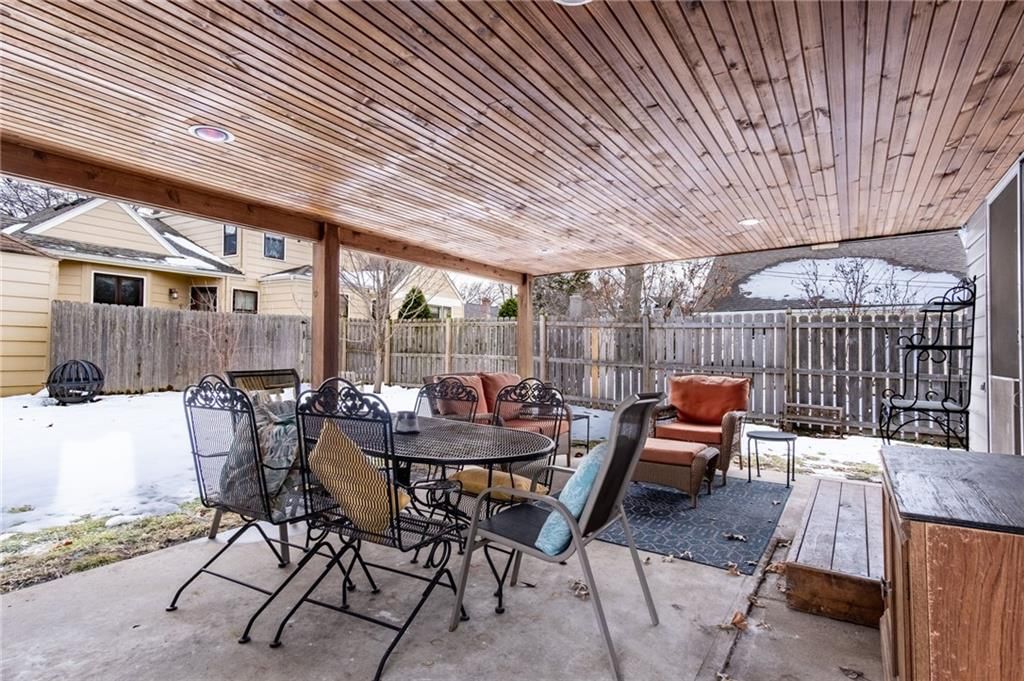 2715 W 49th Terrace — photo 30