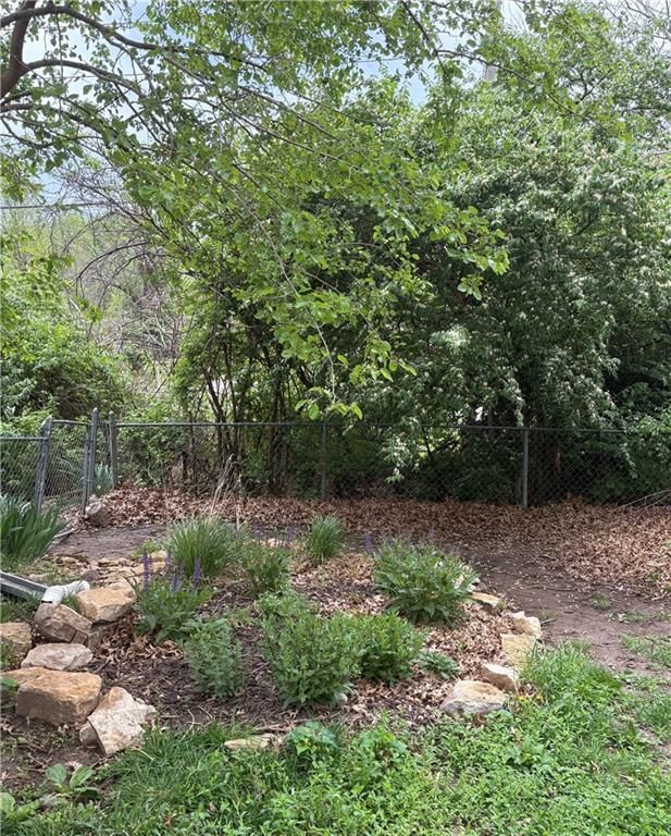12 Virginia Drive — photo 24