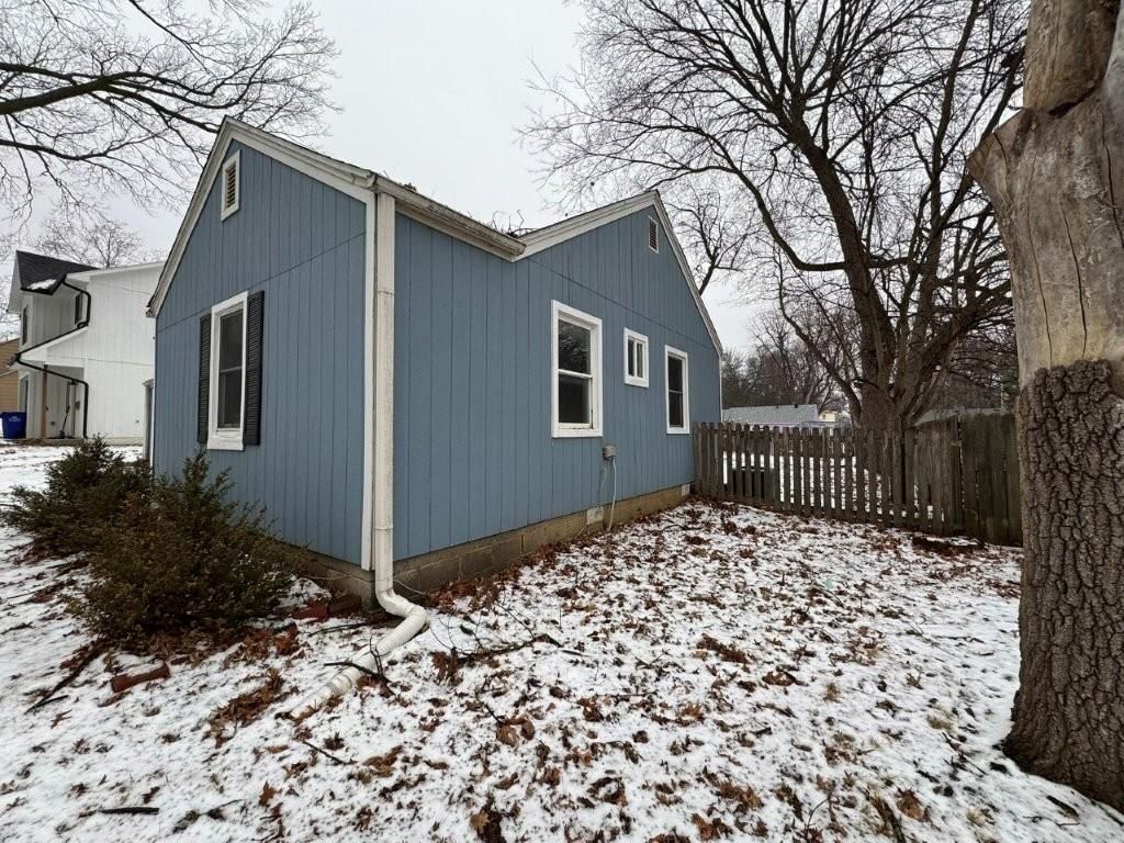 11104 E 57th Street — photo 11