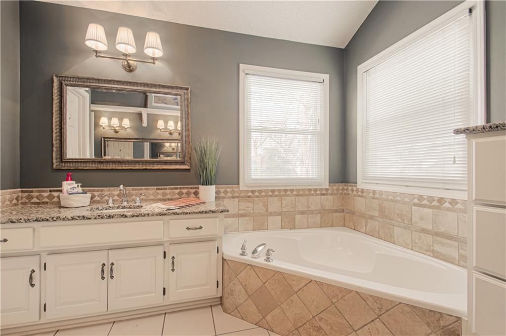 15512 Horton Lane — photo 18