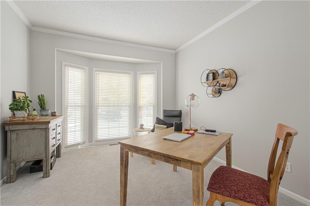 15512 Horton Lane — photo 8
