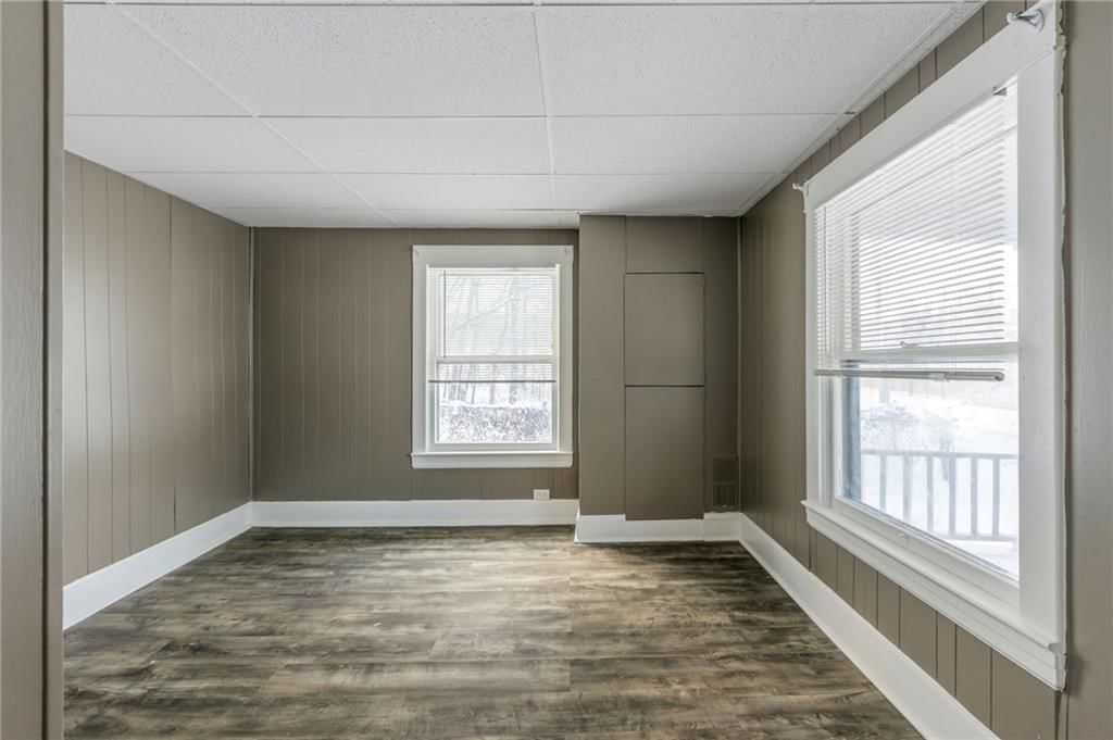 1025 S PLEASANT Street — photo 10