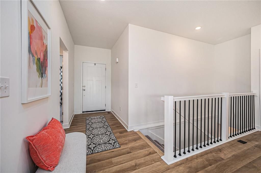 2101 SW Rutherford Drive — photo 4