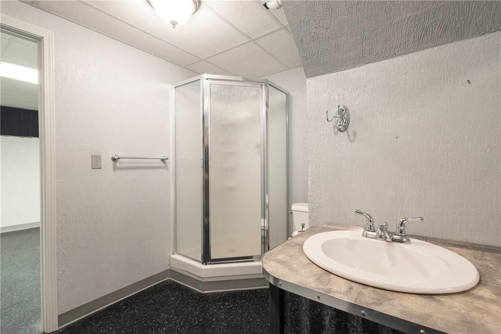 902 Horseshoe Drive — photo 29