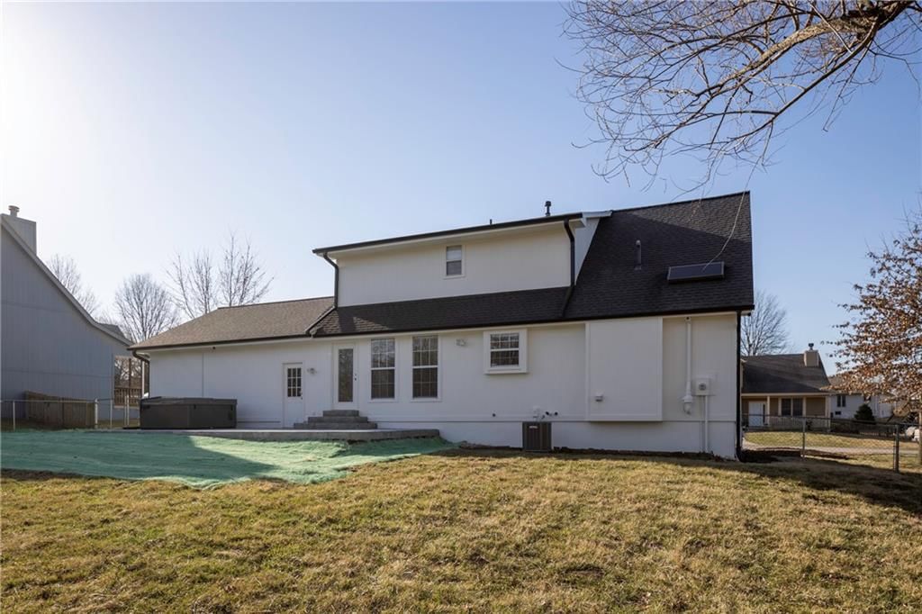 902 Horseshoe Drive — photo 33
