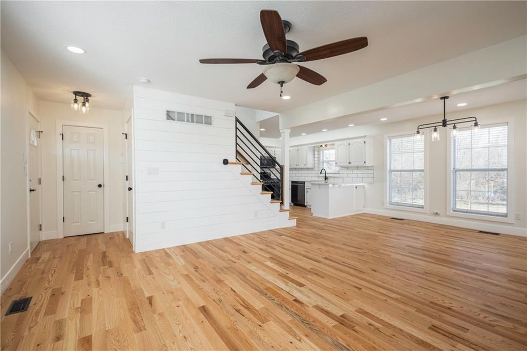 902 Horseshoe Drive — photo 7