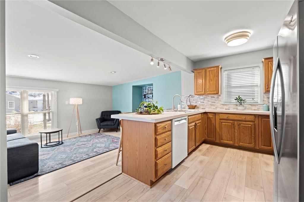 5201 W 72nd Street — photo 9