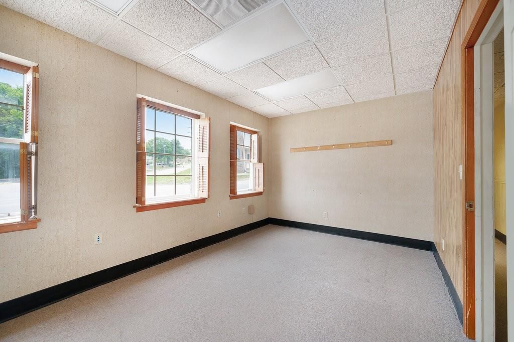 355 Main Street — photo 10