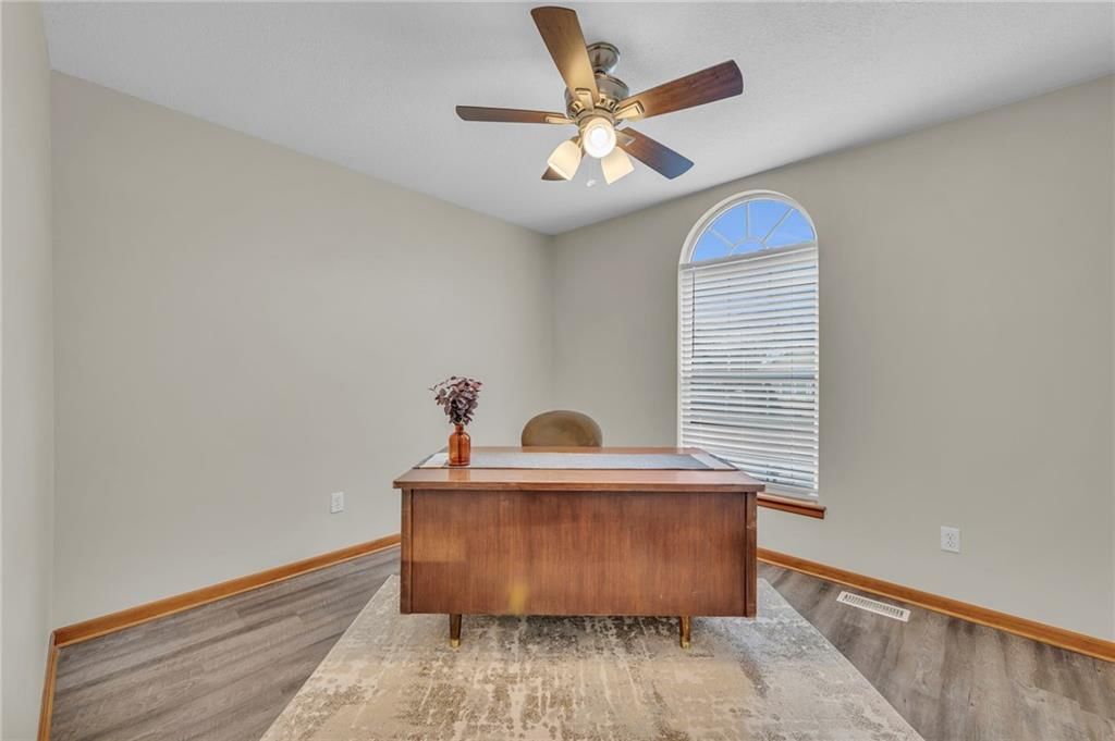 1129 SE Scenic Drive — photo 17