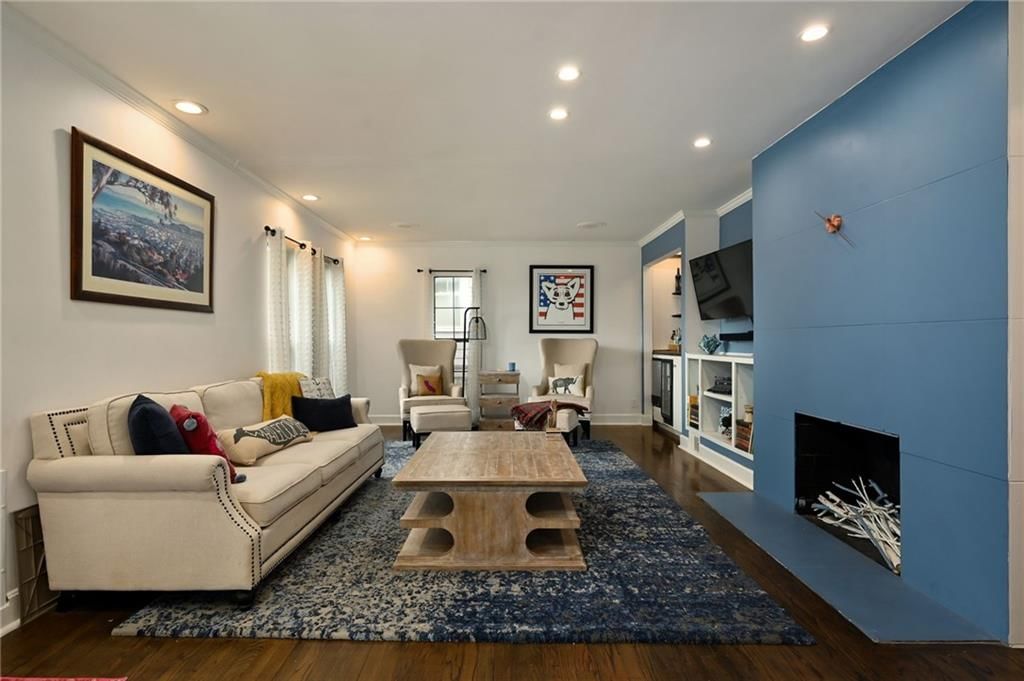 4909 Bell Street — photo 8
