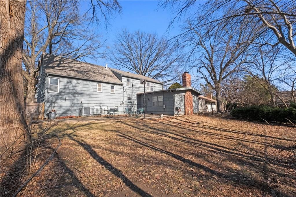 1003 W 85th Terrace — photo 35