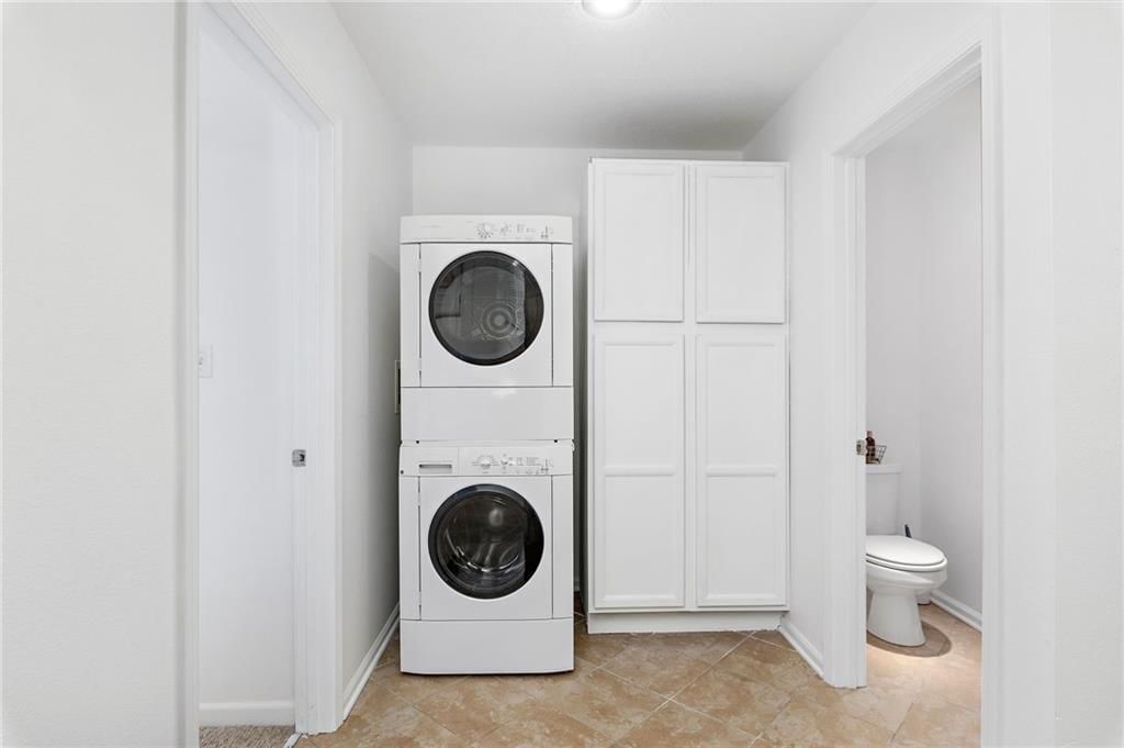 526 Troost Avenue — photo 19