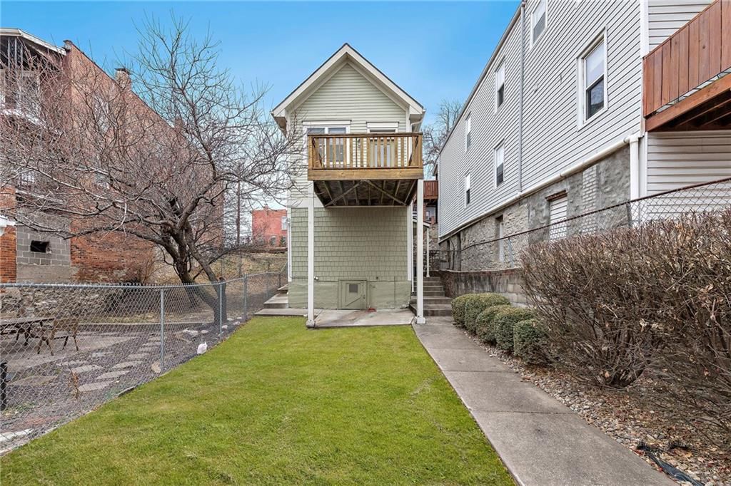 526 Troost Avenue — photo 20