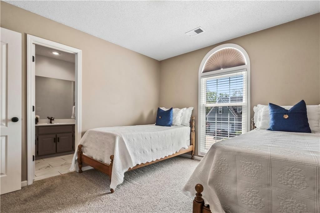 13404 W 142 Street — photo 41