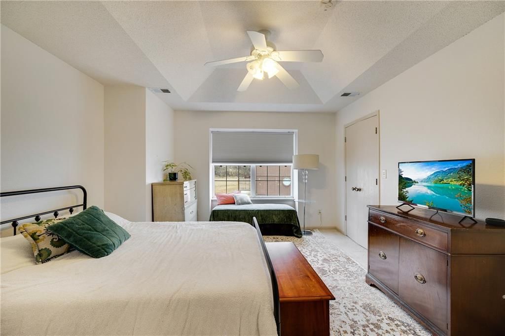 5540 NW Moonlight Meadow Drive — photo 16