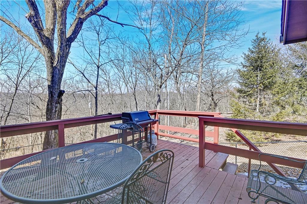 704 Lake Forest Drive — photo 14