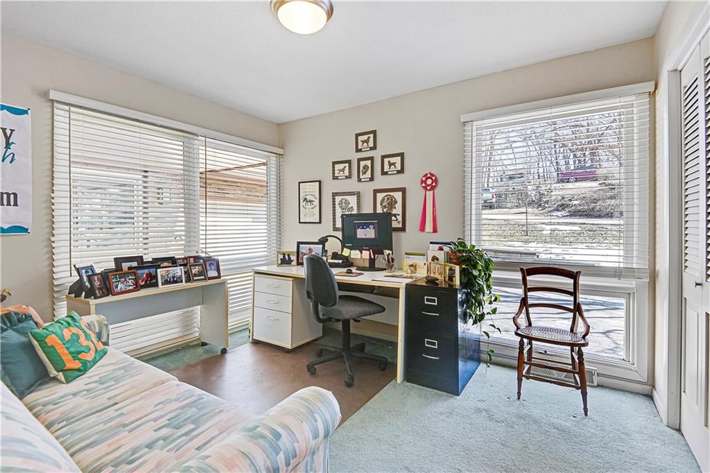 704 Lake Forest Drive — photo 18