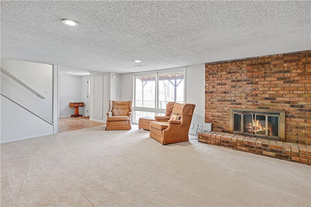 704 Lake Forest Drive — photo 30