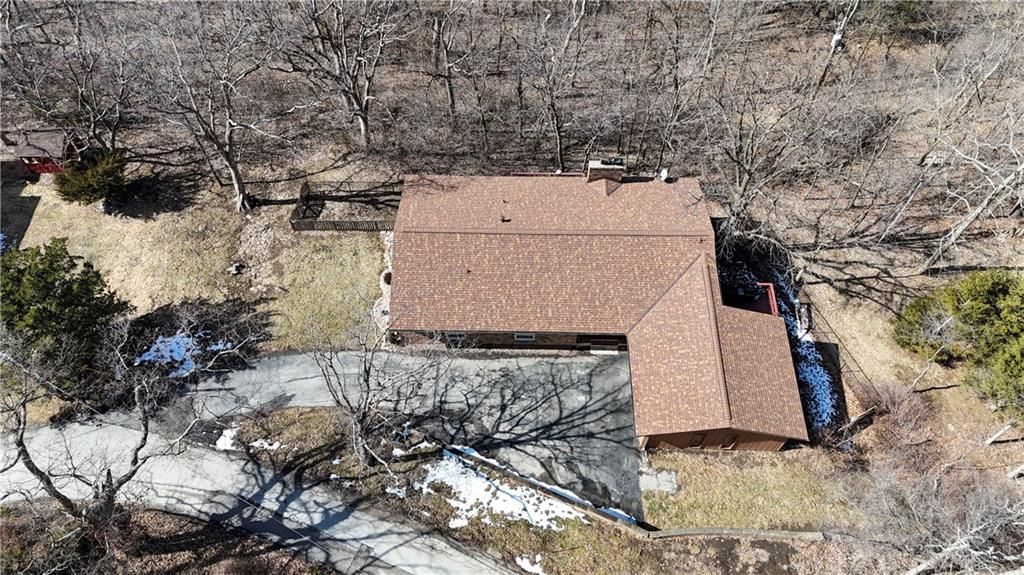 704 Lake Forest Drive — photo 36