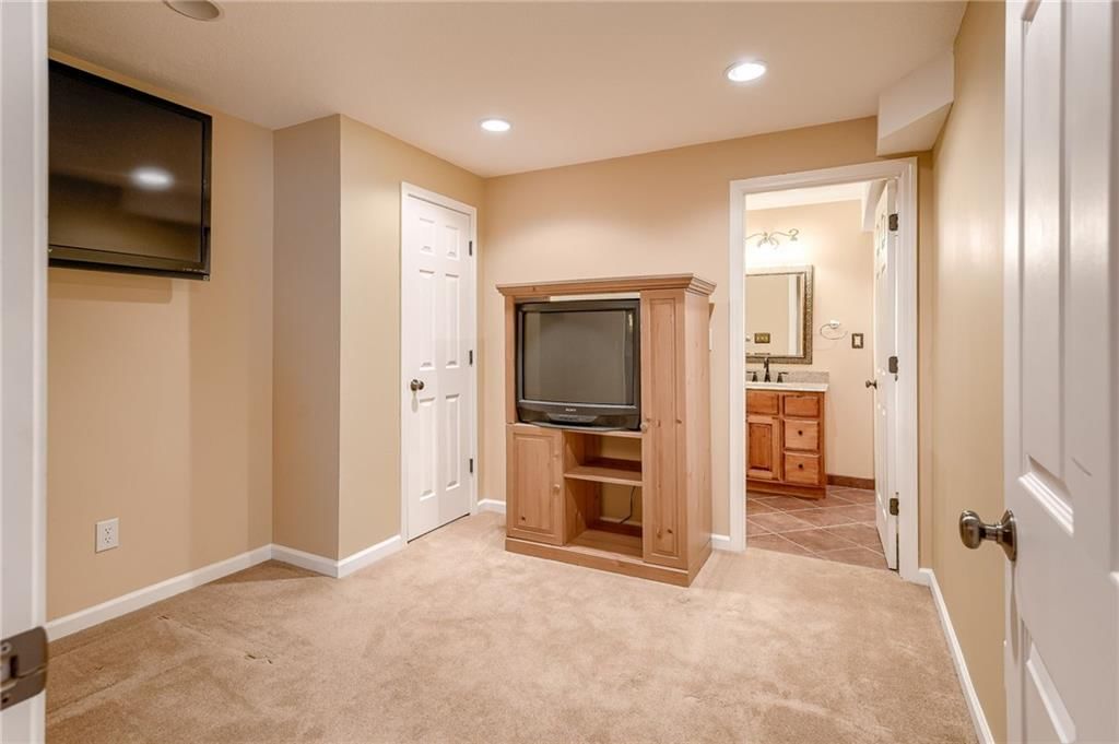 7829 W 158th Street — photo 27