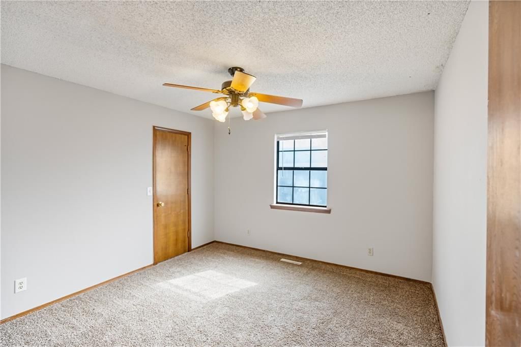 1206 S 29th Street — photo 38