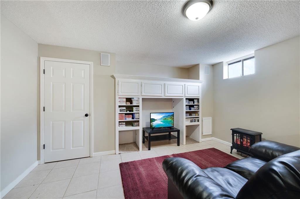 5033 S Powell Avenue — photo 31