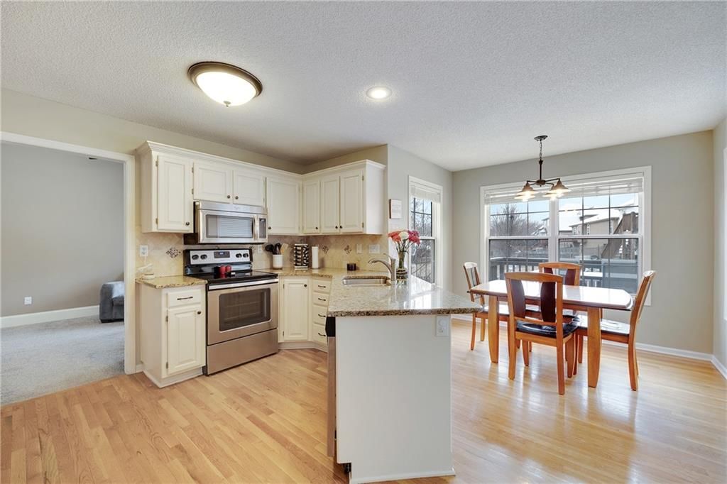 5033 S Powell Avenue — photo 9