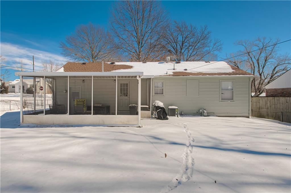 2200 S 47th Street — photo 17