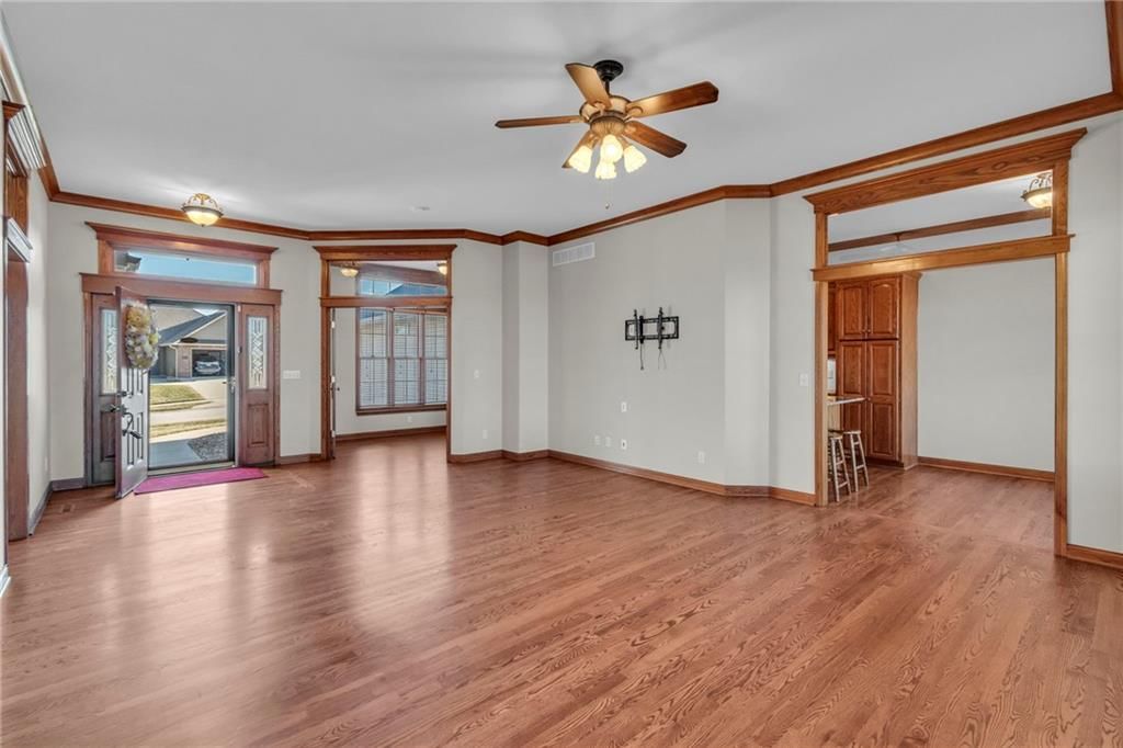 1506 Talon Drive — photo 11
