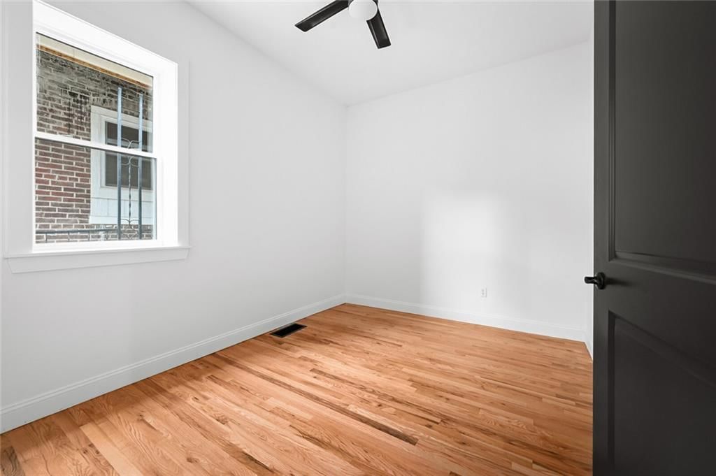 2120 Jefferson Street — photo 13