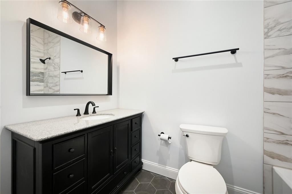 2120 Jefferson Street — photo 16