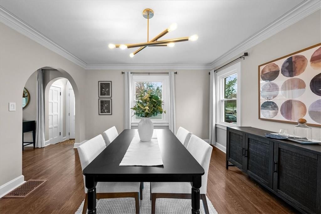 42 W 69 Street — photo 10