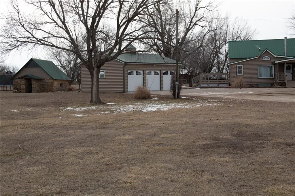 23827 1900 Road — photo 31