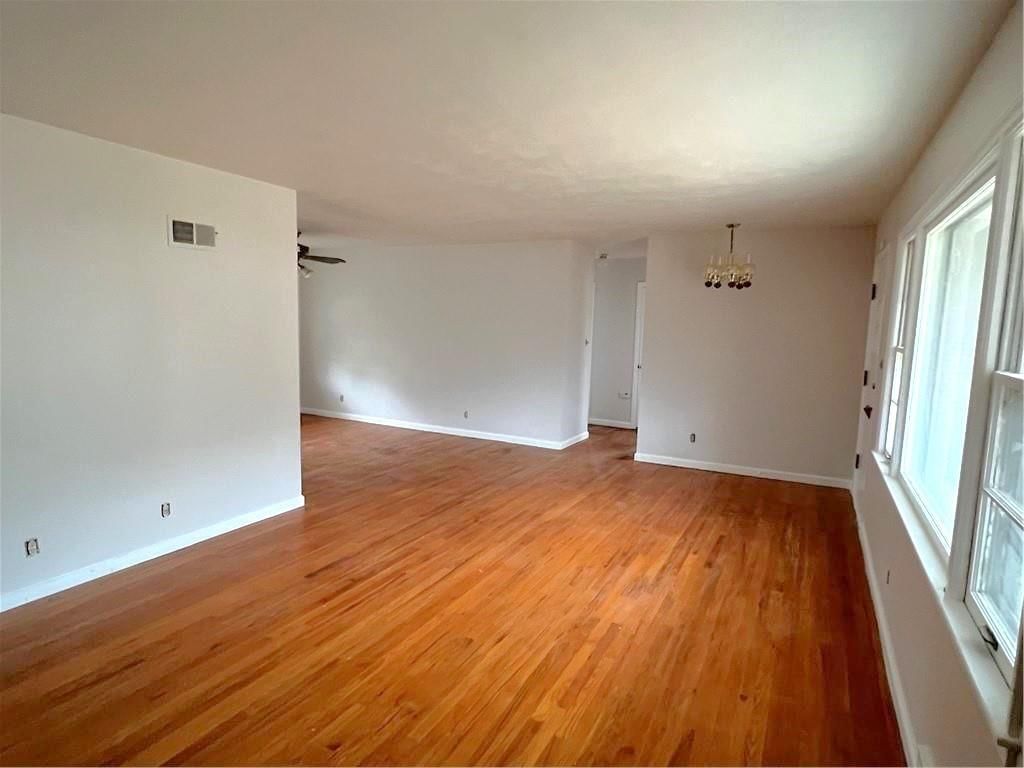 800 E 75th Terrace — photo 22