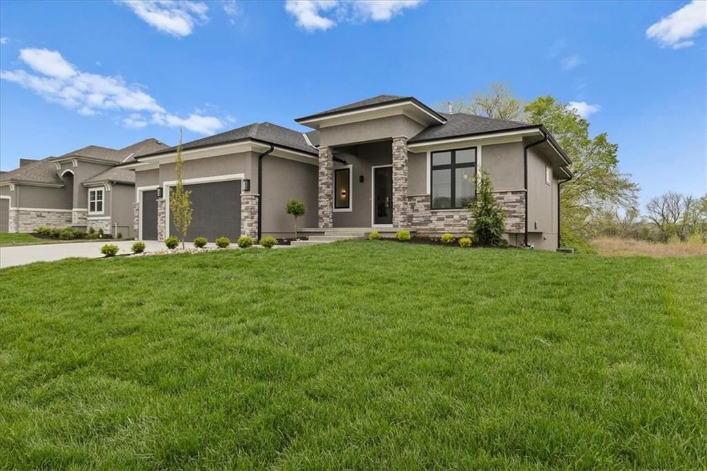 2115 SW Hook Farm Drive — photo 2