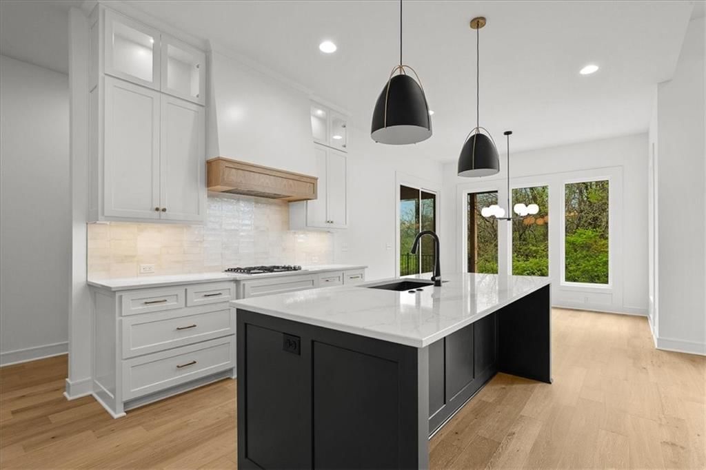 2115 SW Hook Farm Drive — photo 9