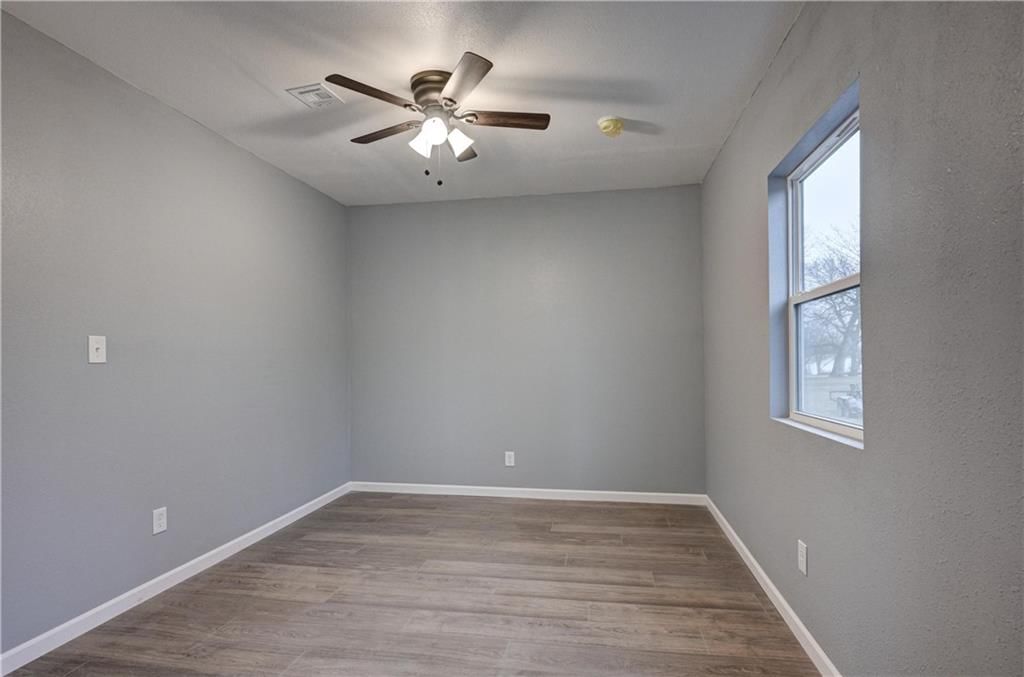 326 N Magnolia Street — photo 17