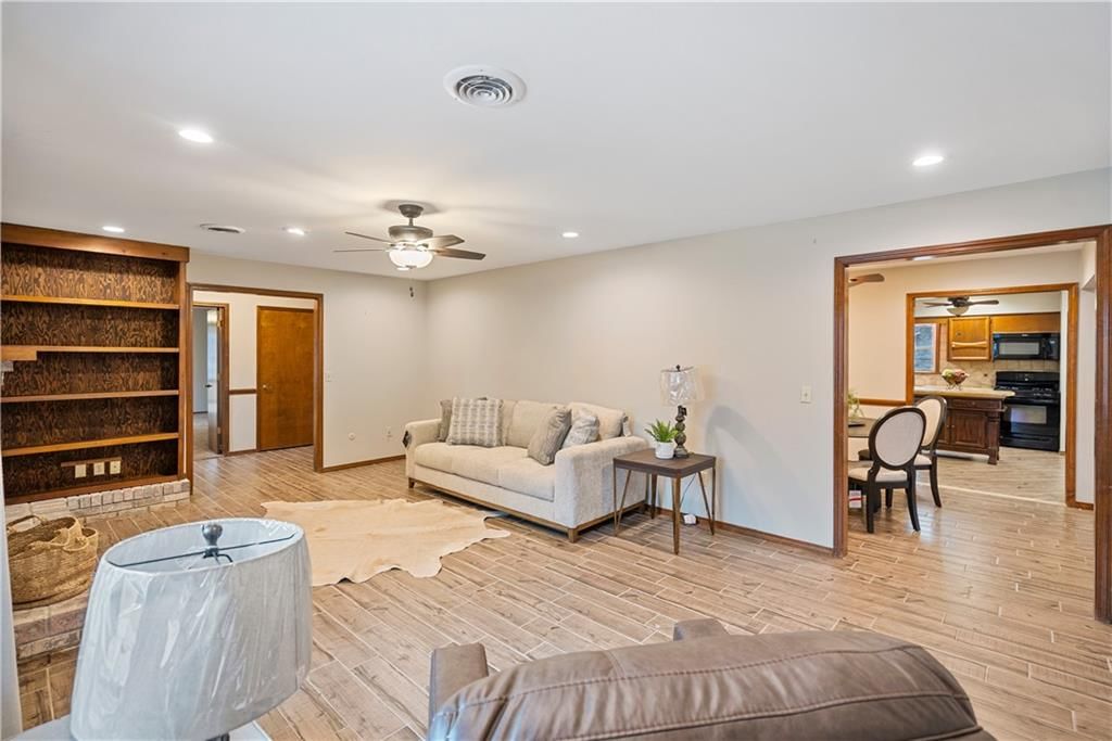 2613 Rolling Green Drive — photo 12