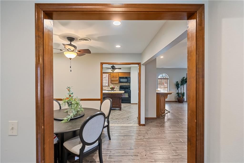 2613 Rolling Green Drive — photo 13
