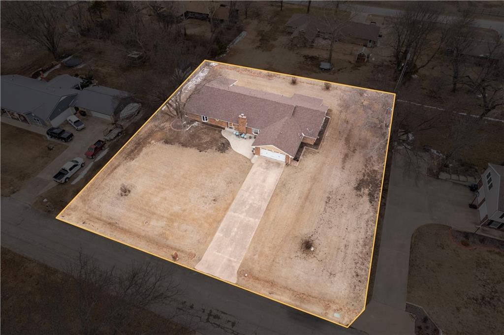 2613 Rolling Green Drive — photo 3