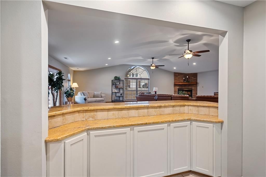 2613 Rolling Green Drive — photo 23